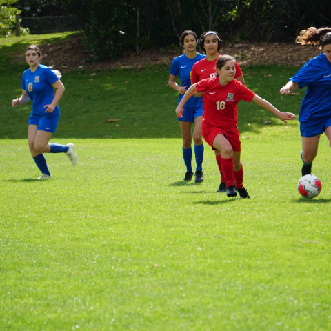 2020 old girls football 