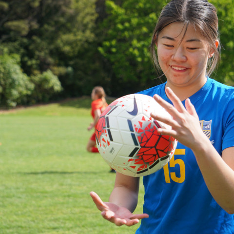 2020 old girls football 