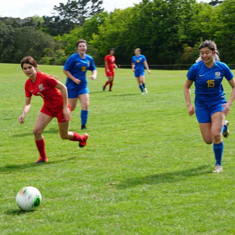 2020 old girls football 