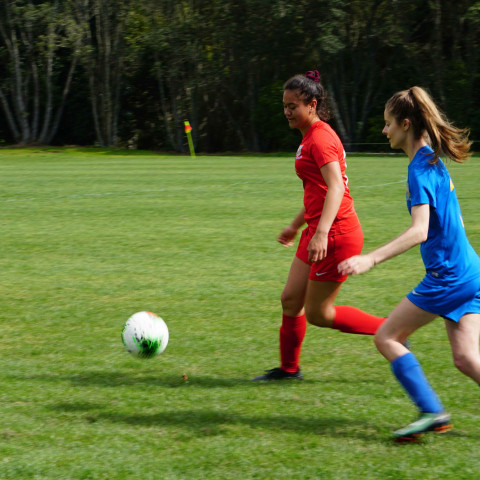 2020 old girls football 