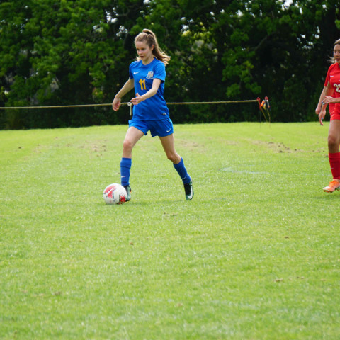 2020 old girls football 