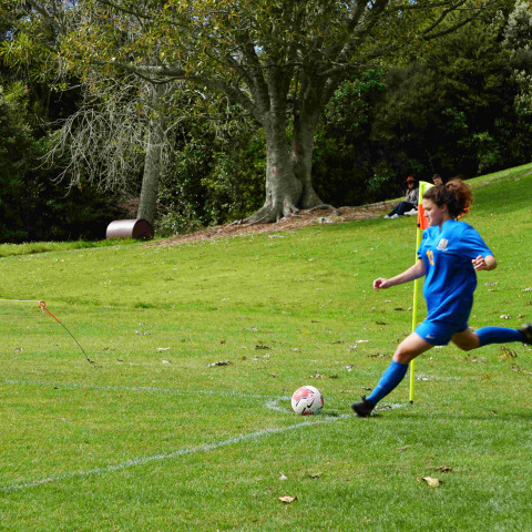 2020 old girls football 