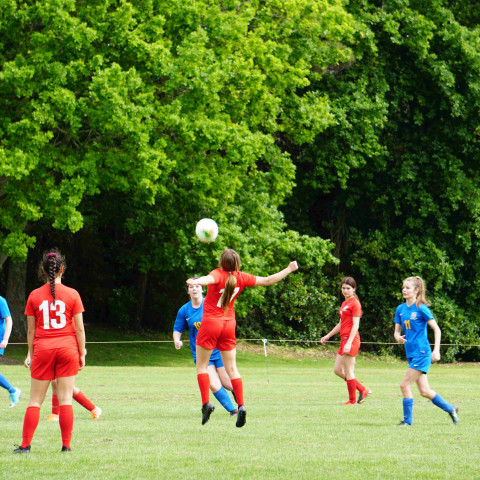 2020 old girls football 