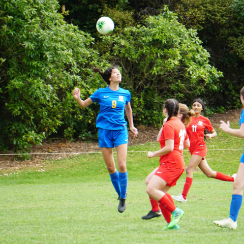 2020 old girls football 