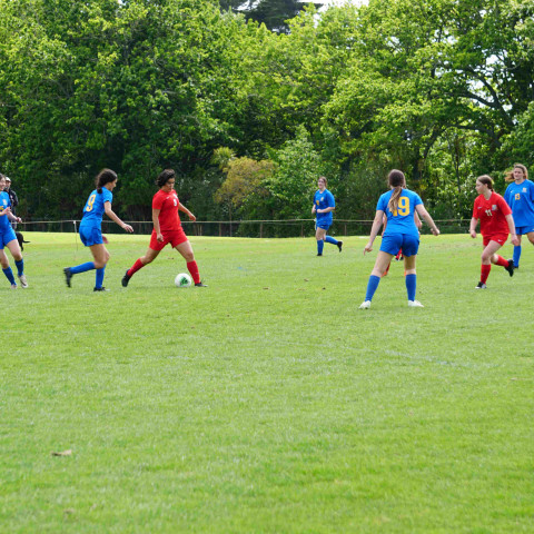 2020 old girls football 