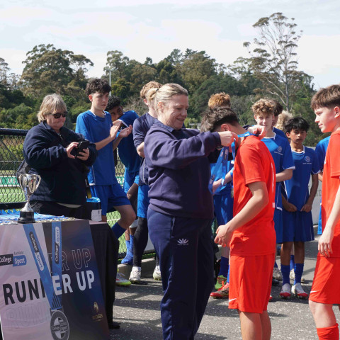 2025 09 football knockout cup silver