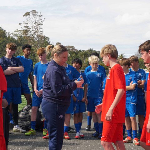 2025 09 football knockout cup silver