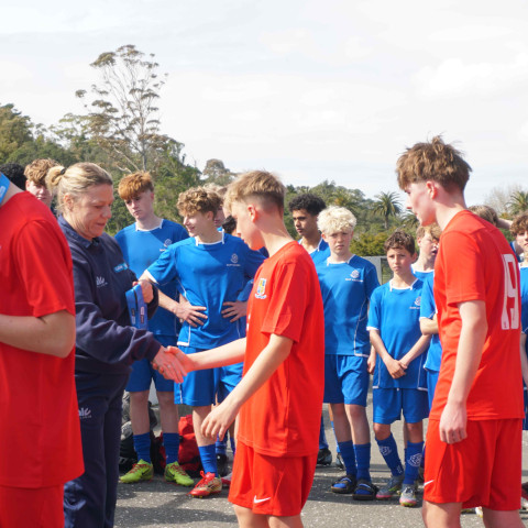 2025 09 football knockout cup silver