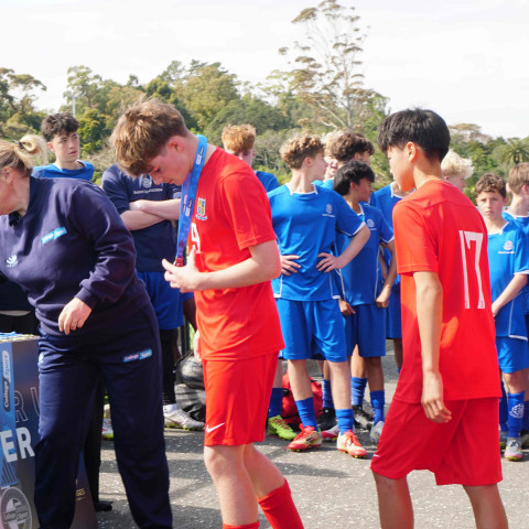2025 09 football knockout cup silver