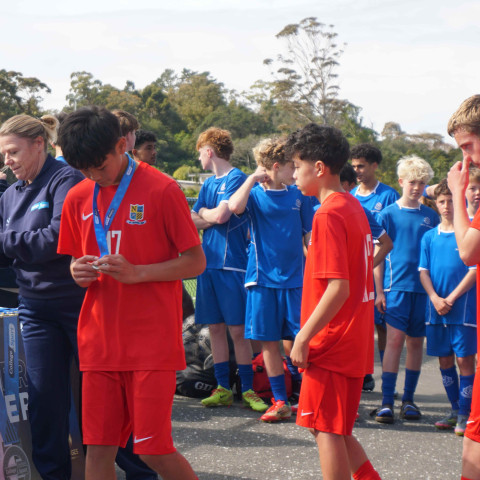 2025 09 football knockout cup silver