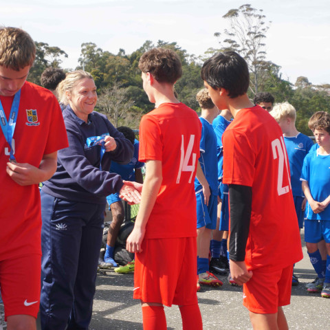 2025 09 football knockout cup silver
