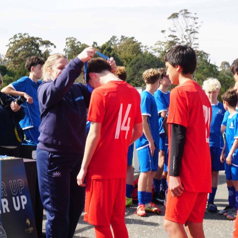 2025 09 football knockout cup silver