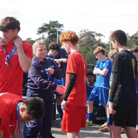 2025 09 football knockout cup silver
