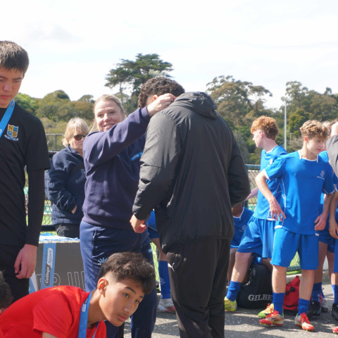 2025 09 football knockout cup silver
