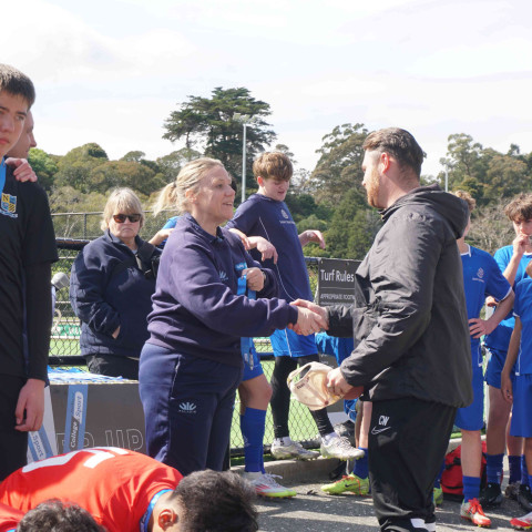 2025 09 football knockout cup silver