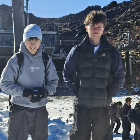 12GEO tongariro