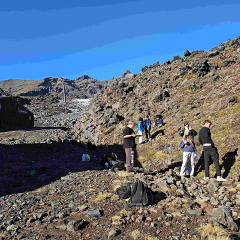 12GEO tongariro