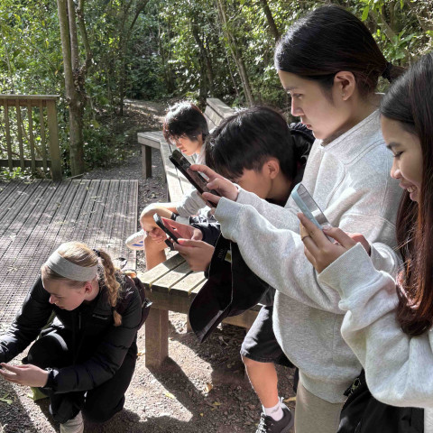 Y12 science trip to tiritiri matangi